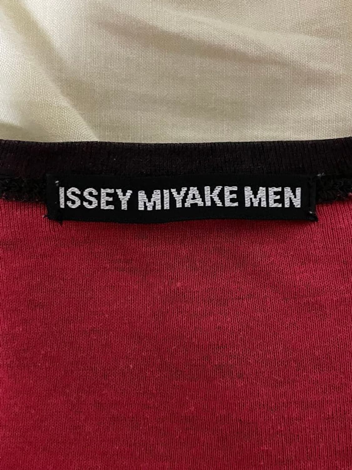 이세이 미야케 맨 아카이브 컬러블록 패널 라운드넥 반팔티 상품이미지4