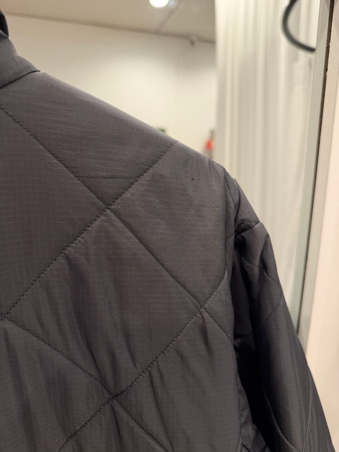 Columbia 컬럼비아 립스탑 리버서블 프리마로프트 라이트 패딩 상품이미지6