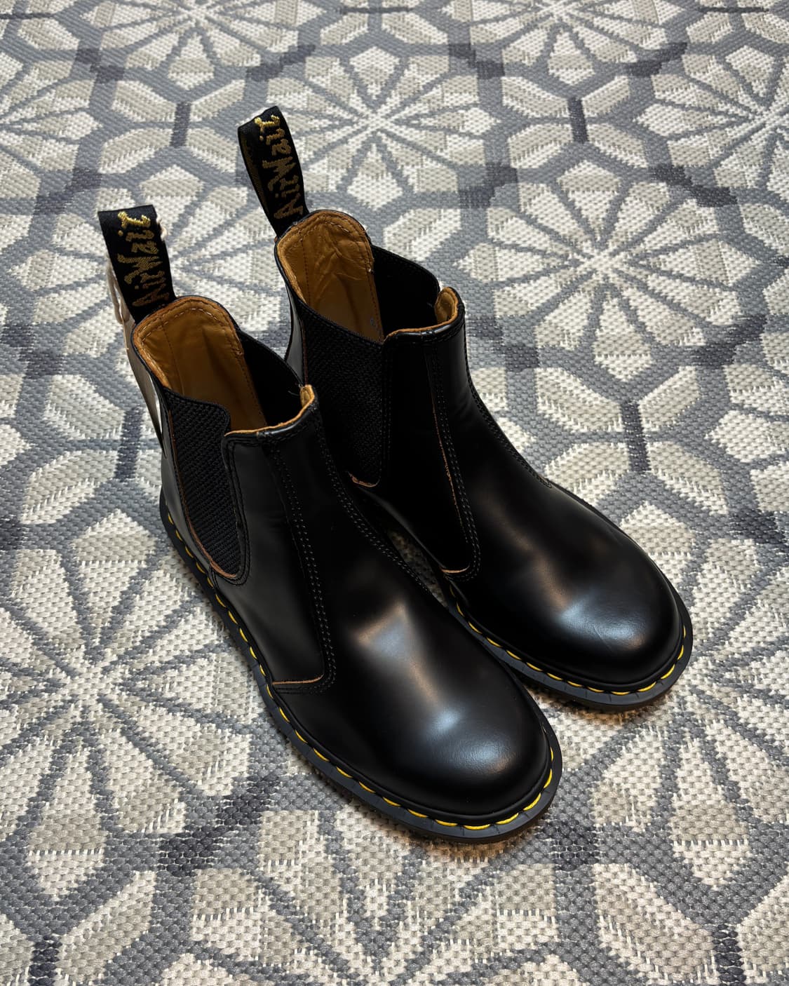(260) 닥터마틴 MIE 2976 블랙 상품이미지1