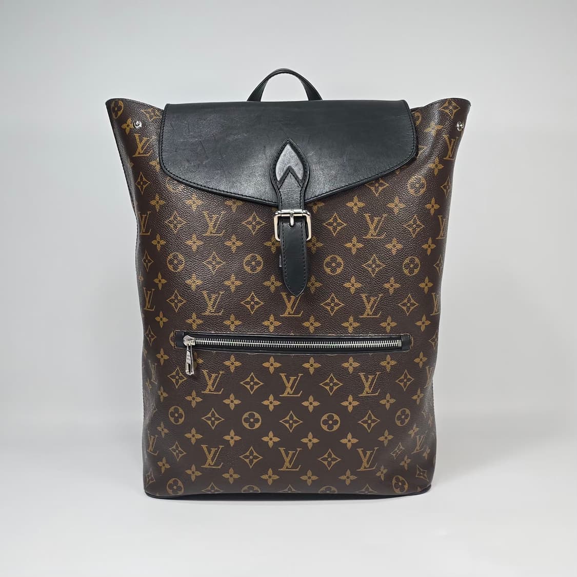 루이비통 마카사르 포크 백팩  상품이미지1