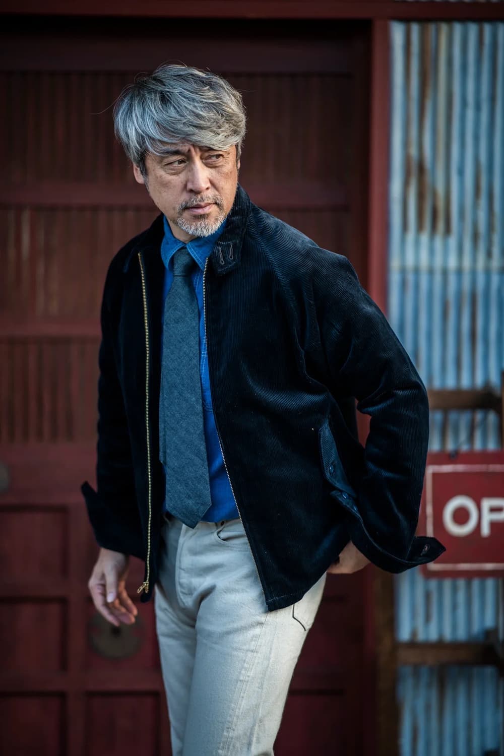 [40]본쿠라 코듀로이 스윙탑 네이비 상품이미지4