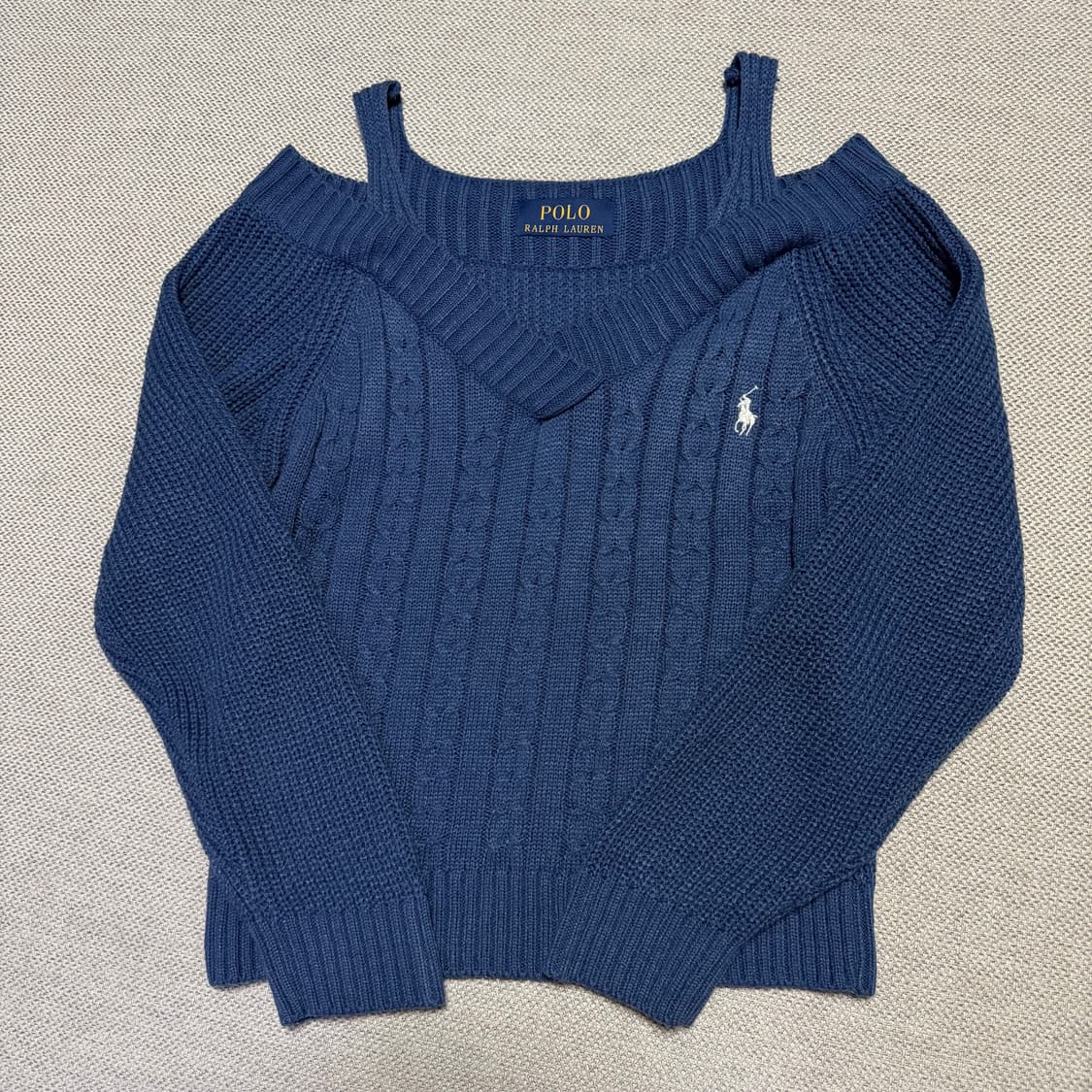 폴로 랄프로렌 커스텀 오프숄더 니트 상품이미지1