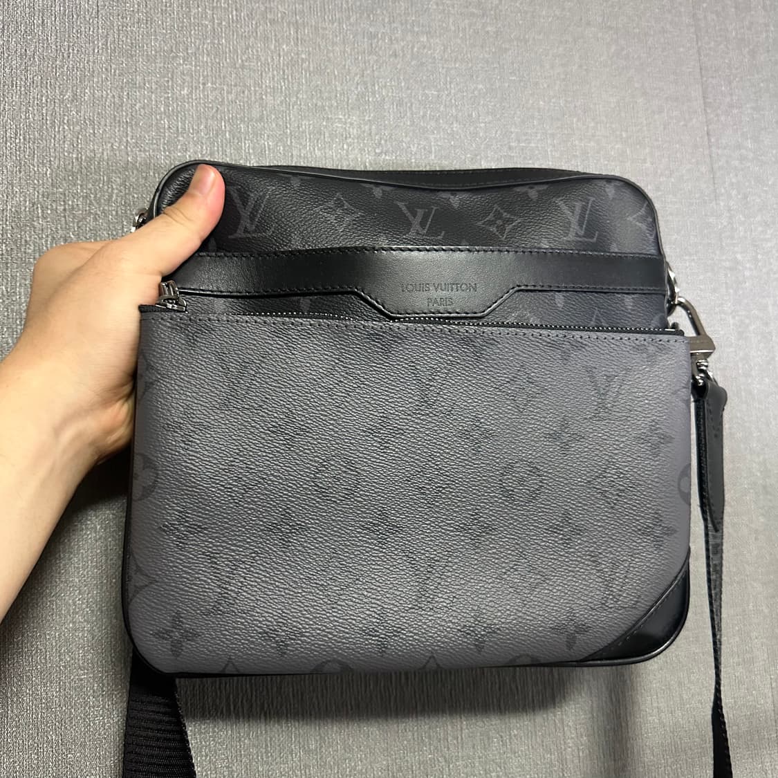 신형 루이비통 트리오 메신저백 리뉴얼버전 상품이미지1