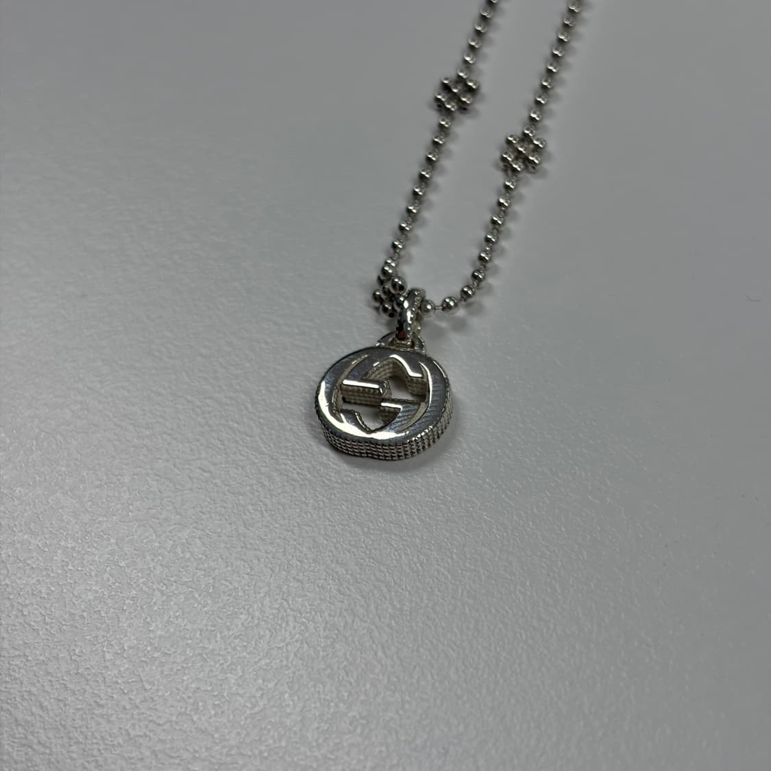 구찌 플라워 볼 목걸이 상품이미지4