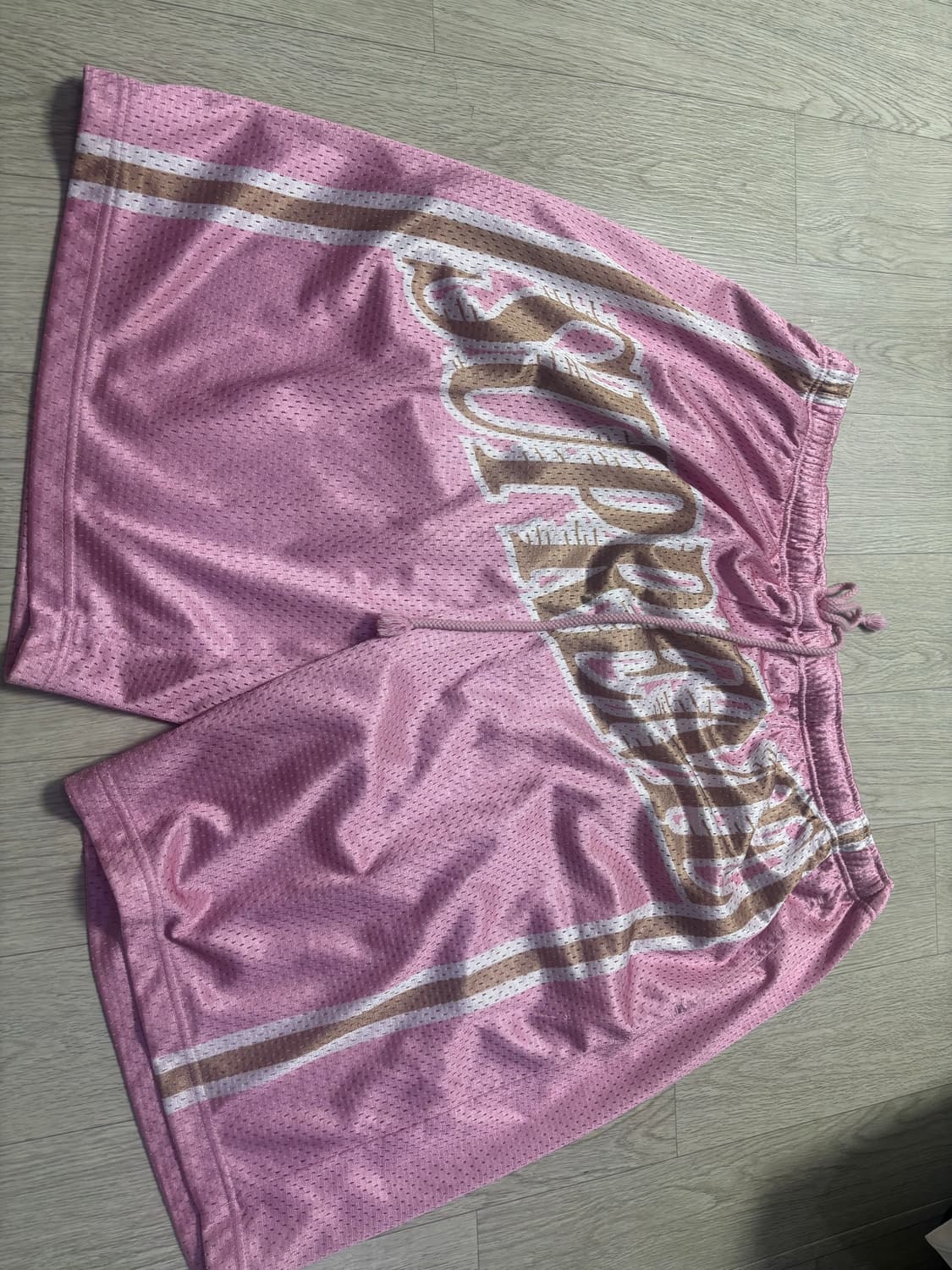 슈프림 슬랩 샷 메쉬 쇼츠 핑크 - 23SS 상품이미지2