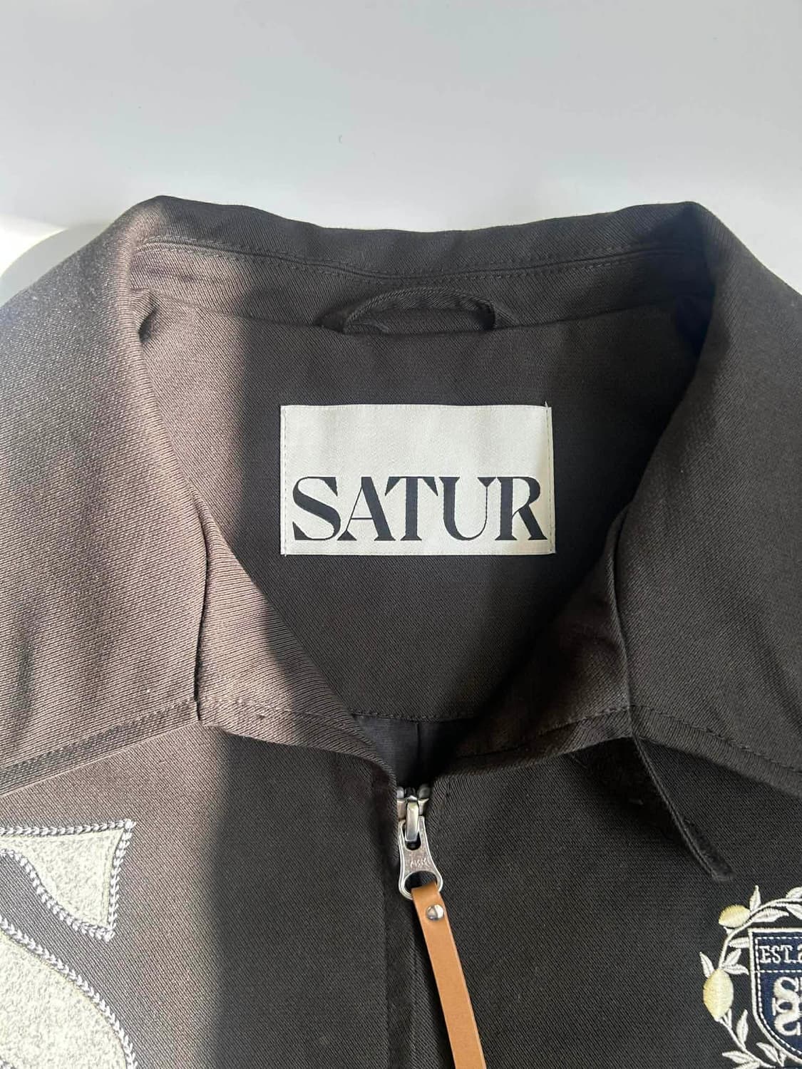 [L] Satur 세터 26ss 신형 현행 크레스트 로고 칼라 자켓 상품이미지5