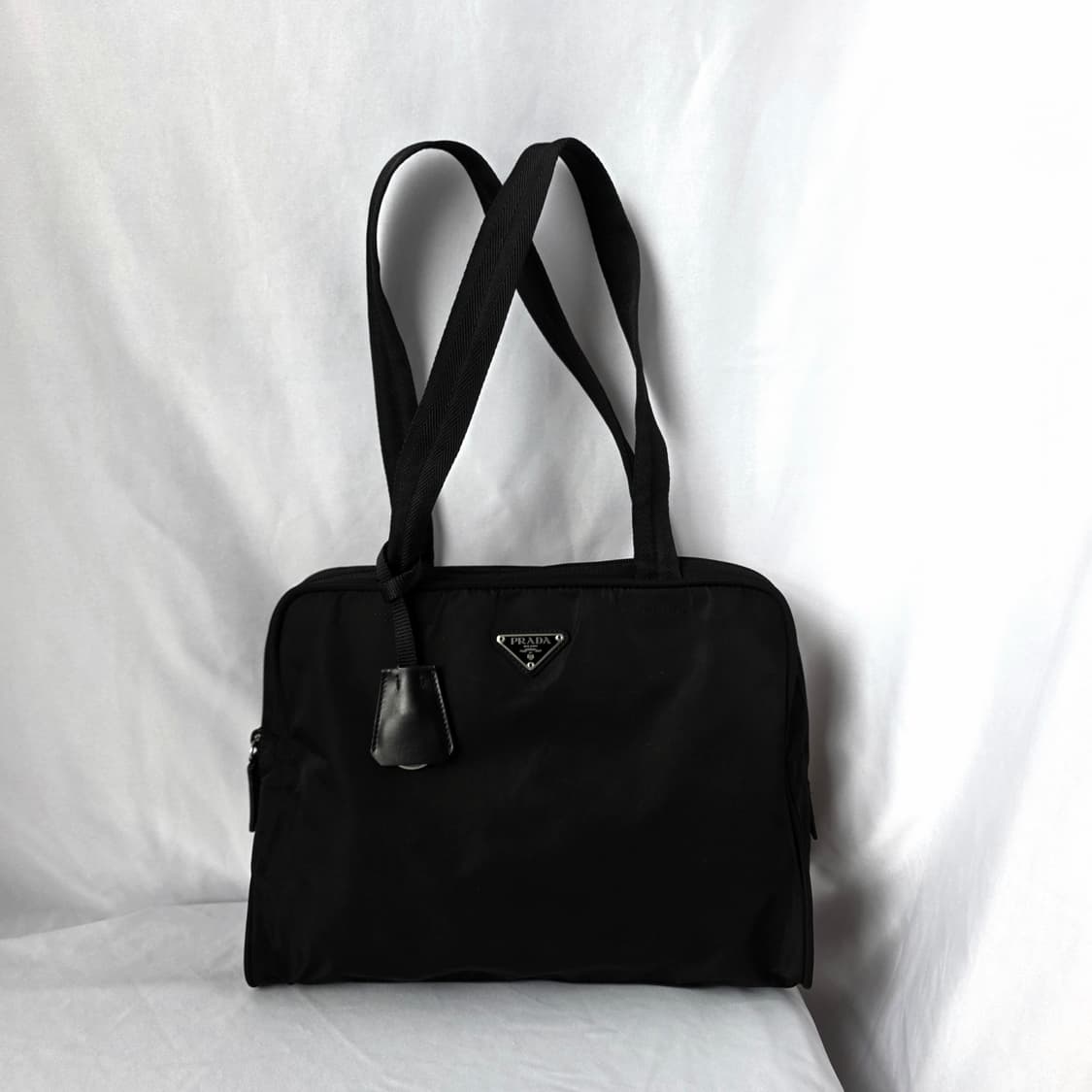 [정품 PRADA] 프라다 포코노 나일론 토트백 숄더백 상품이미지1