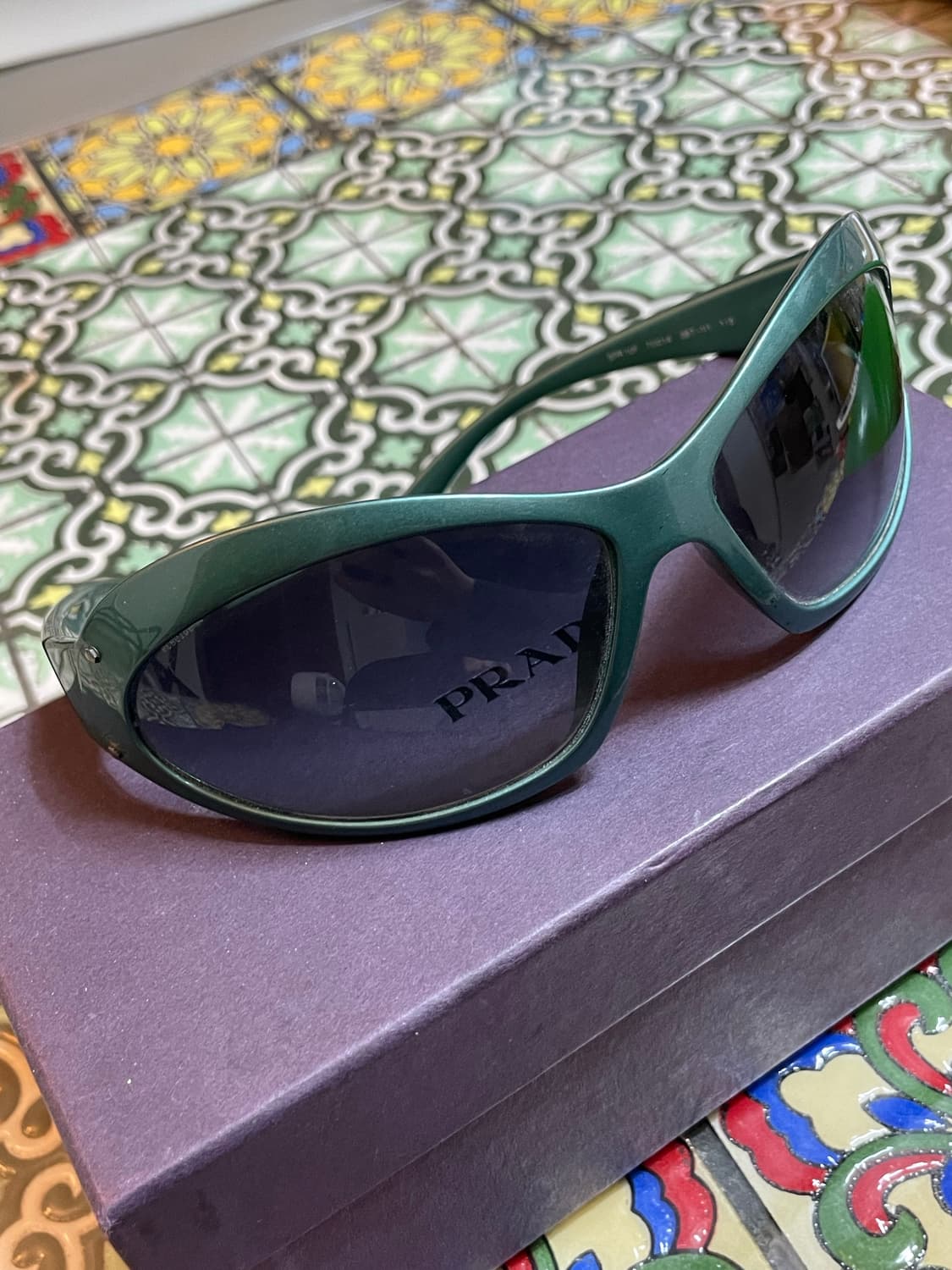 PRADA SPR 10F 프라다 선글라스 그린 상품이미지3