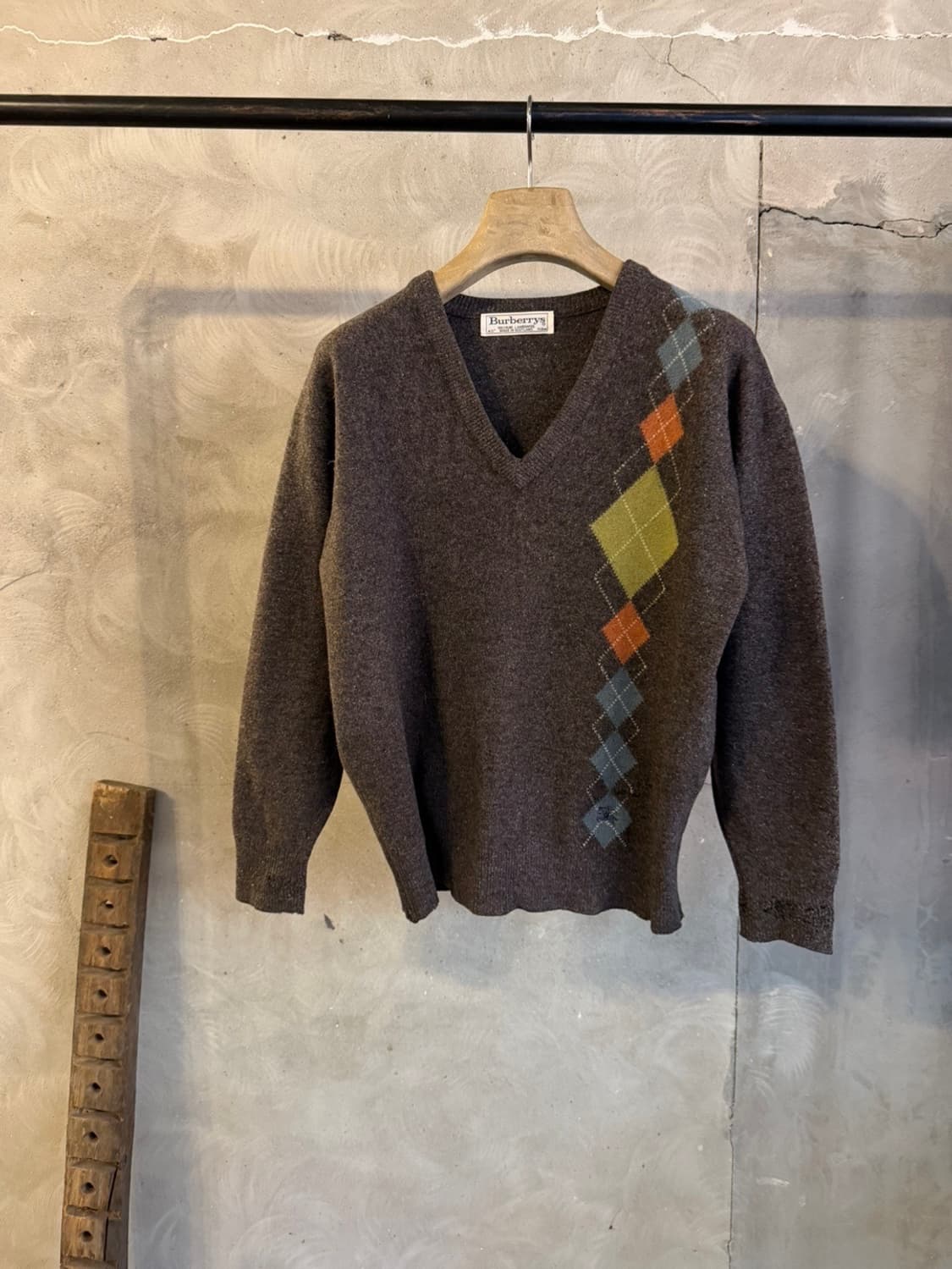 버버리 아가일패턴 니트 여성66 상품이미지1