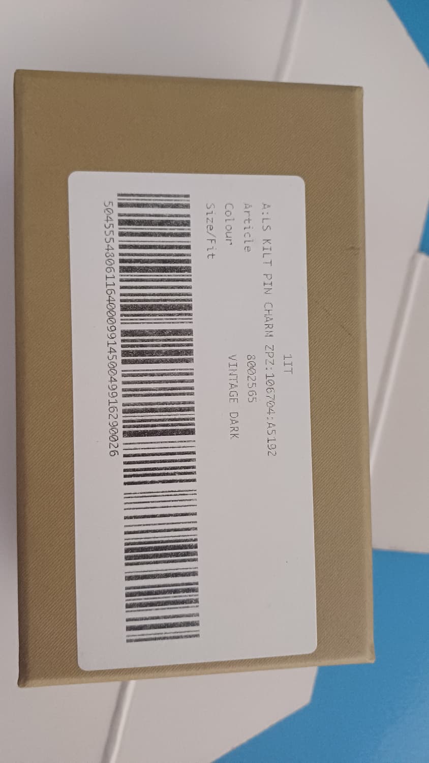 [새제품] 버버리 키링 핀 열쇠고리 가방장식 백참 키체인 메탈 악세사리 상품이미지4