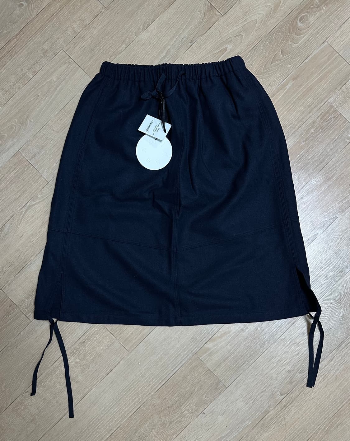 (새상품)오헤시오 STITCH BANDING MIDI SKIRT 상품이미지2