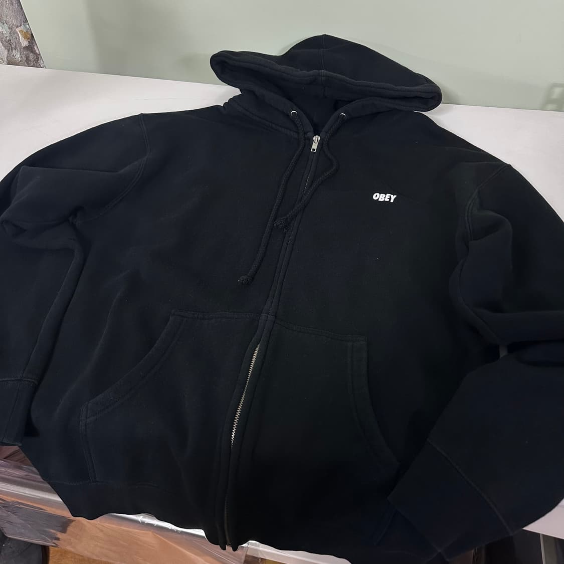 M 오베이 블랙 백로고 후드집업 상품이미지3