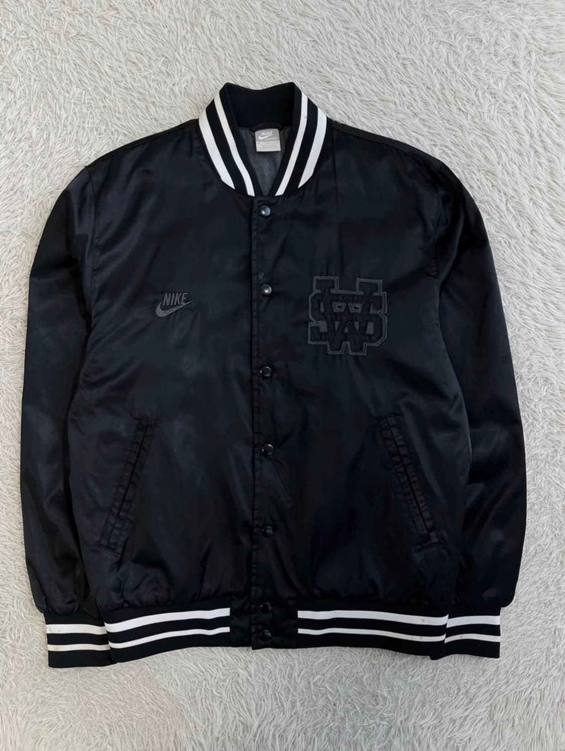 나이키 바시티 자켓 상품이미지1