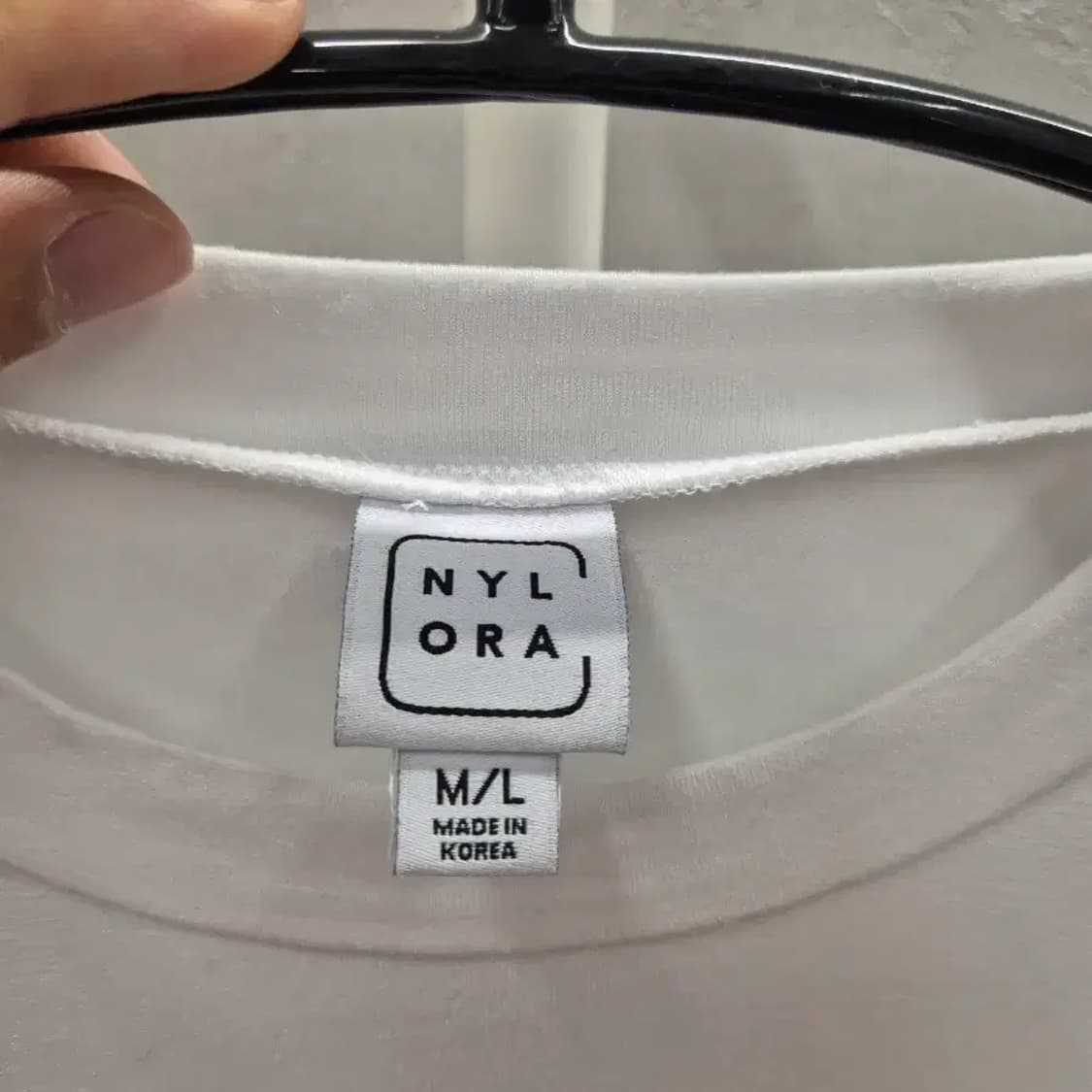 NYLORA 화이트 크롭 긴팔 티셔츠 M/L 상품이미지5