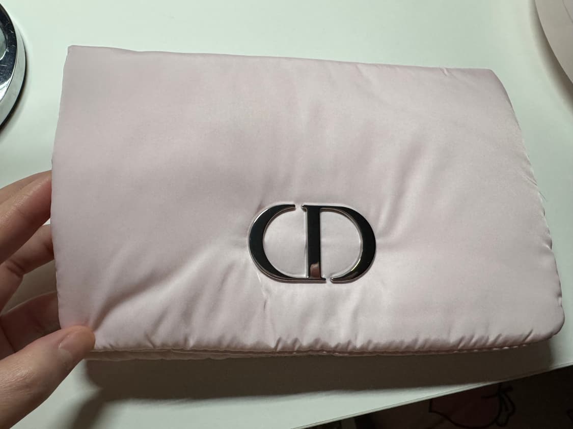 새상품 디올 핑크파우치 상품이미지3
