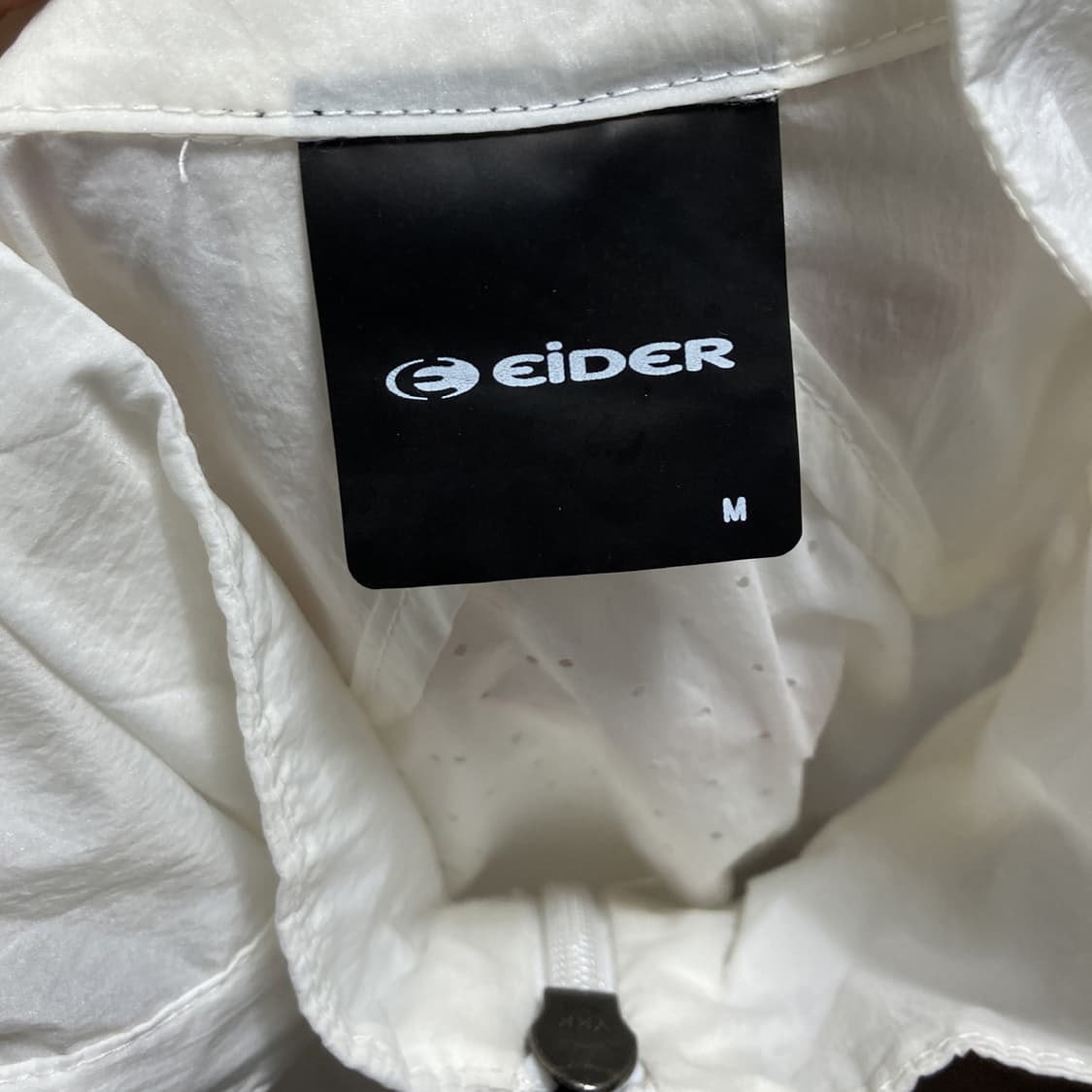 아이더 여성바람막이베스트 화이트 95 상품이미지4