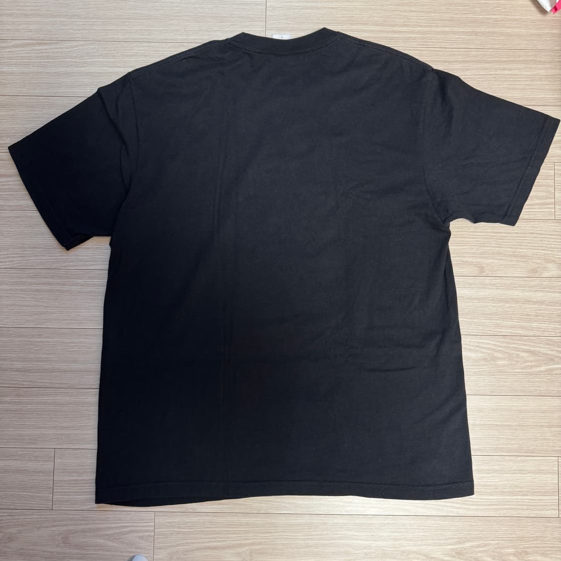 슈프림 어나운싱 티셔츠 블랙 반팔 25ss  상품이미지5