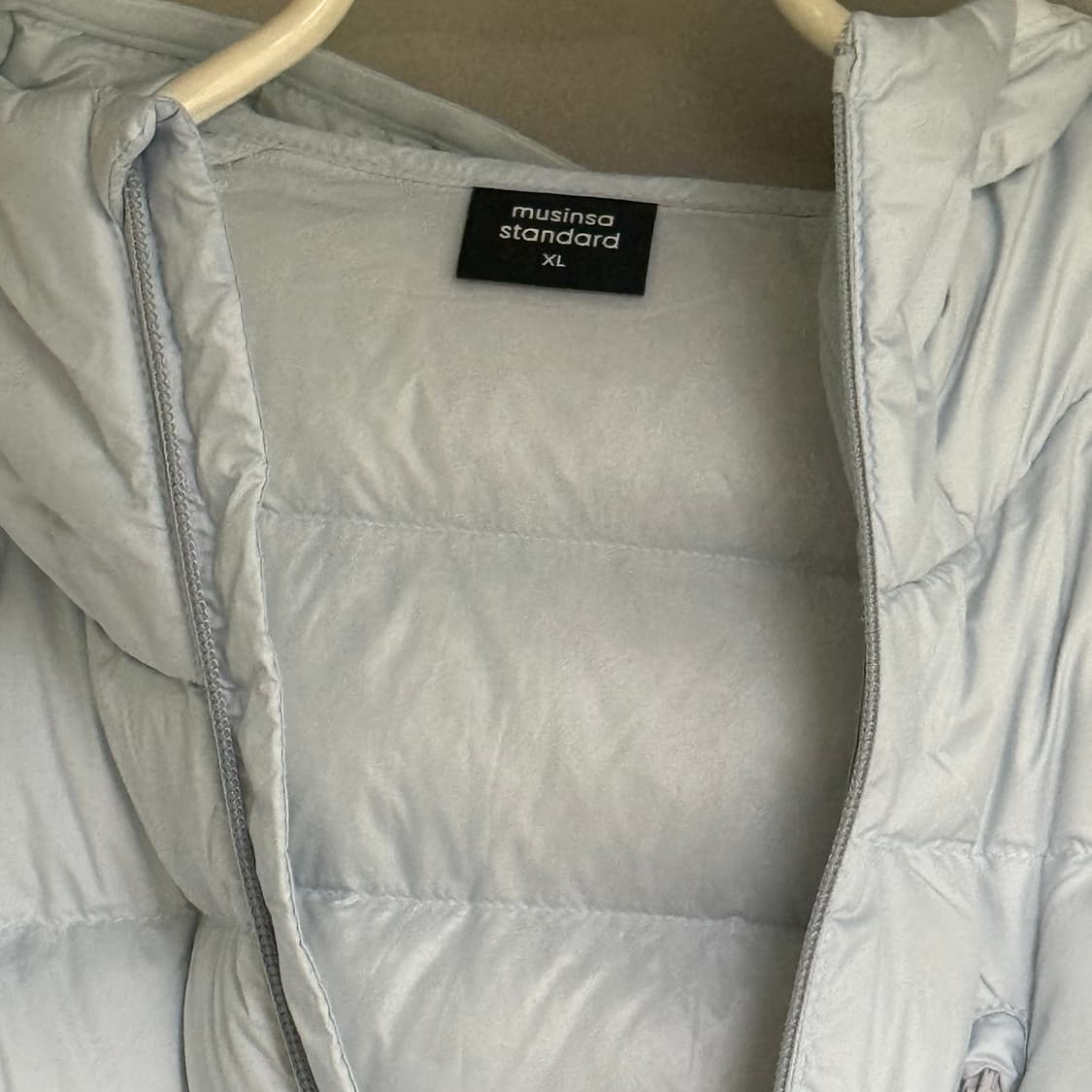 무신사스탠다드 경량패딩 스카이블루 상품이미지4