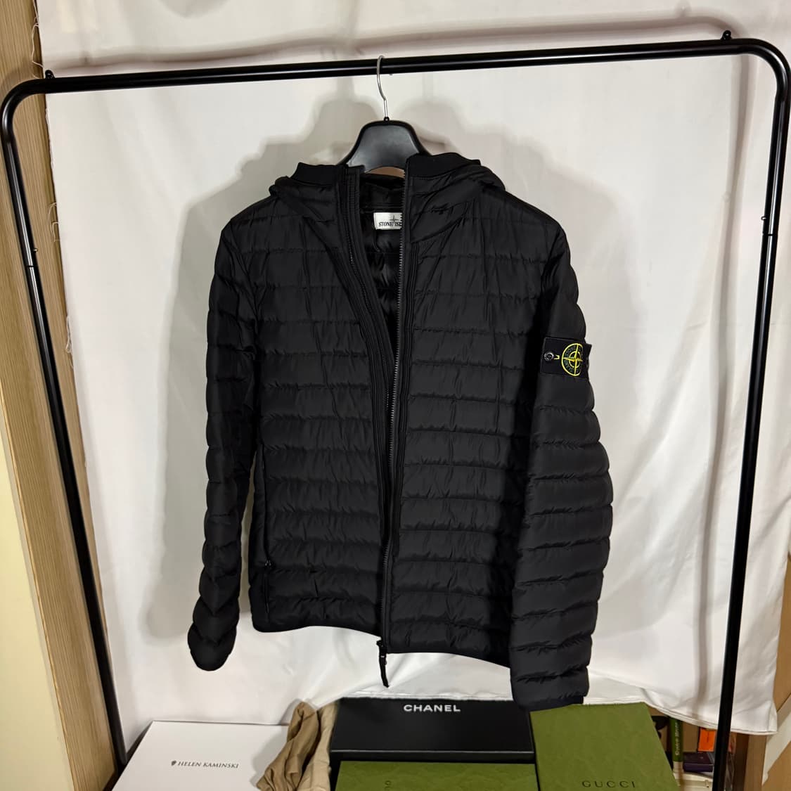 스톤아일랜드 42725 R-나일론 텔라 후드 블루종 경량패딩 상품이미지1