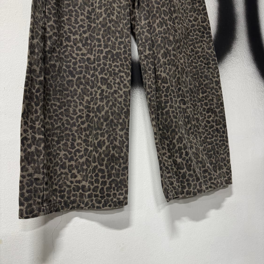 VTG 빈티지 레오파드 애니멀 풀 패턴 와이드 데님 팬츠 상품이미지4