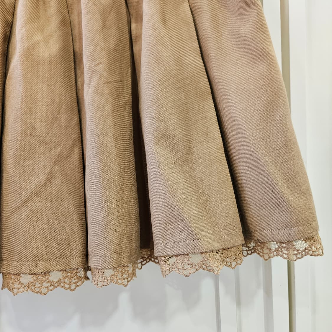 엑시즈팜 (axes femme) 초코무드 레이스 큐롯 스커트 상품이미지6