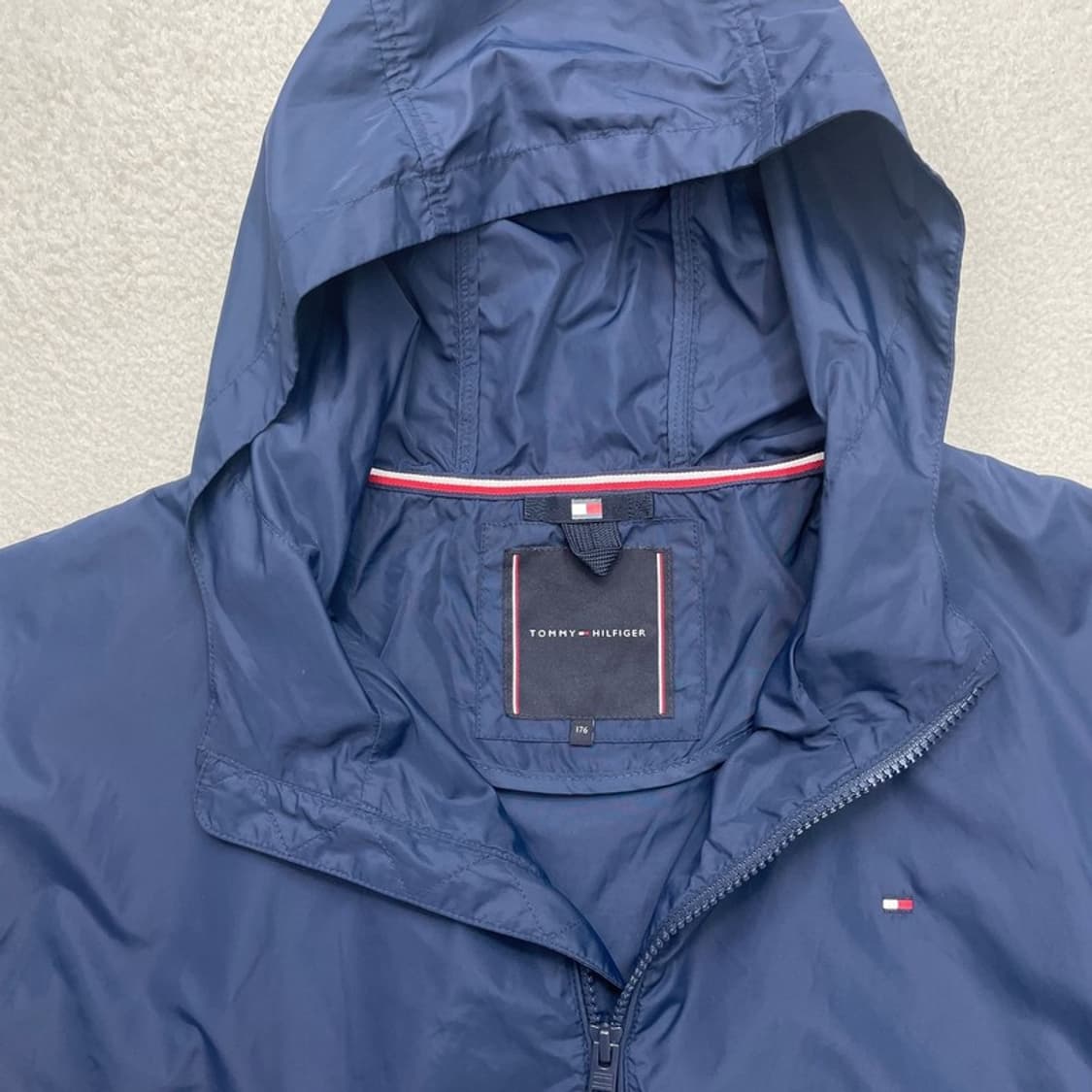 TOMMY HILFIGER 배색 후드 바람막이 네이비 176 상품이미지6