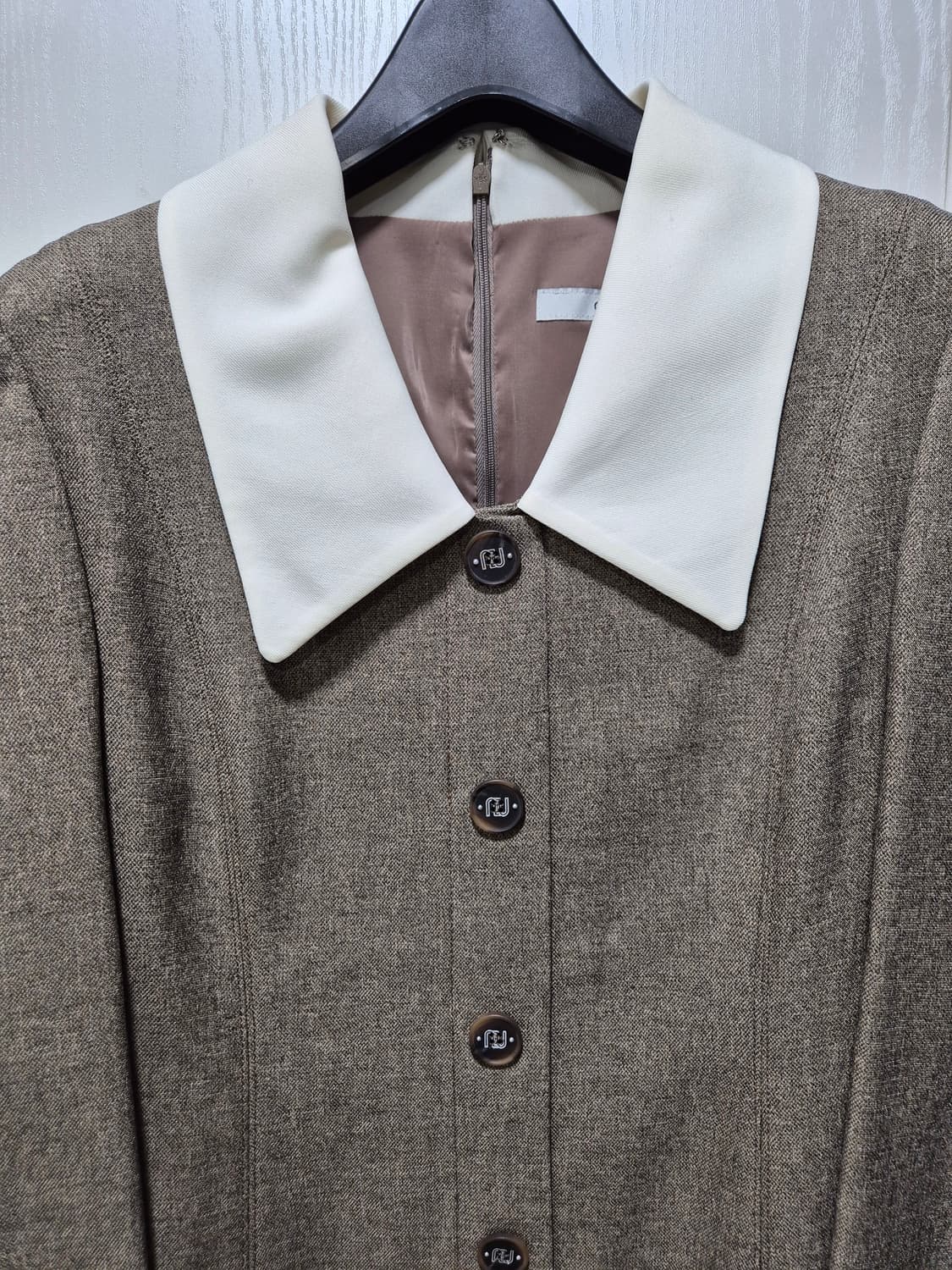 (세일)(새상품)온앤온 카라 퍼프 포인트 원피스 상품이미지2