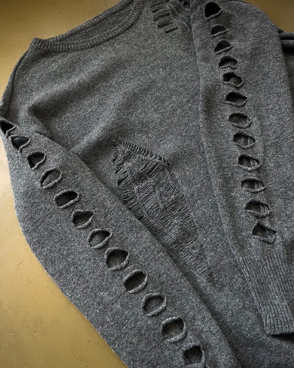 Jpn vintage Dsetroyed Detail Gray Knit 상품이미지5