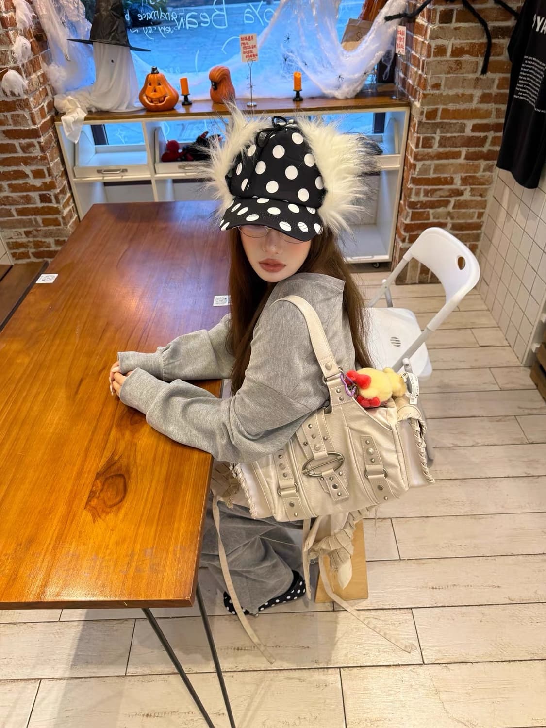 도트 퍼 이어 볼캡 상품이미지1