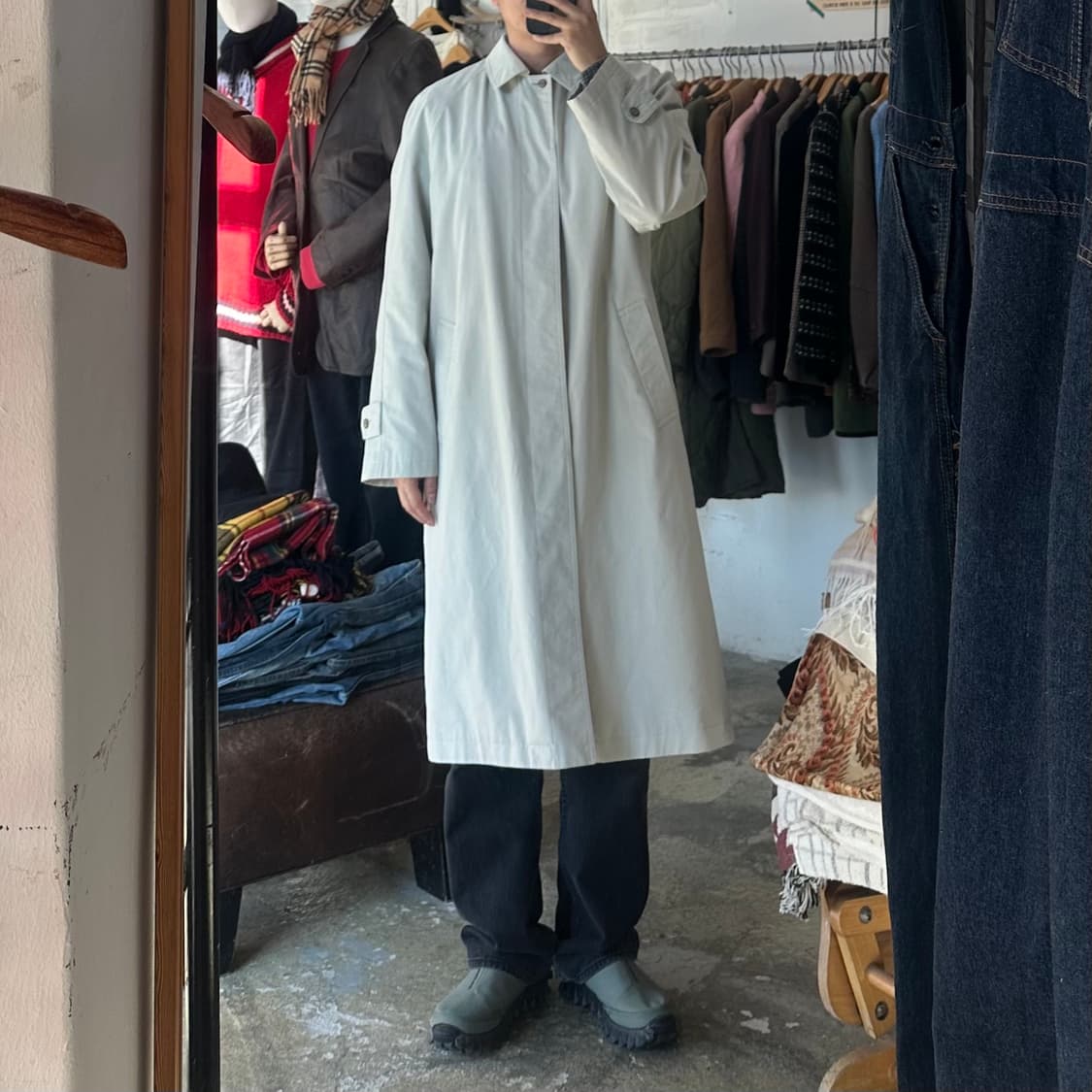 (착용컷) JEAN-LOUIS SCHERRER 싱글 트렌치 코트 103 상품이미지3