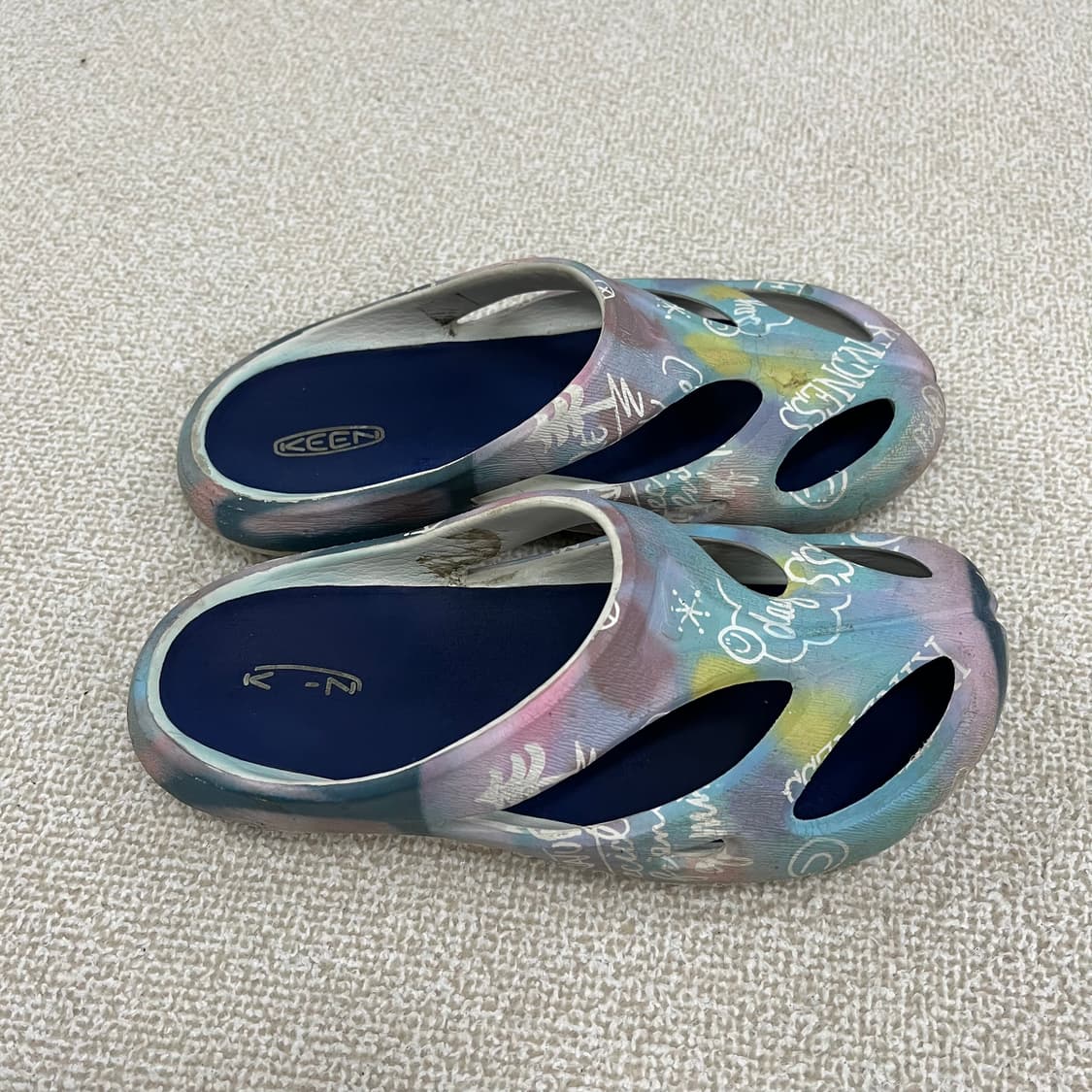 235-40정도 킨 샨티 슬라이드 슬리퍼 0123M 상품이미지4