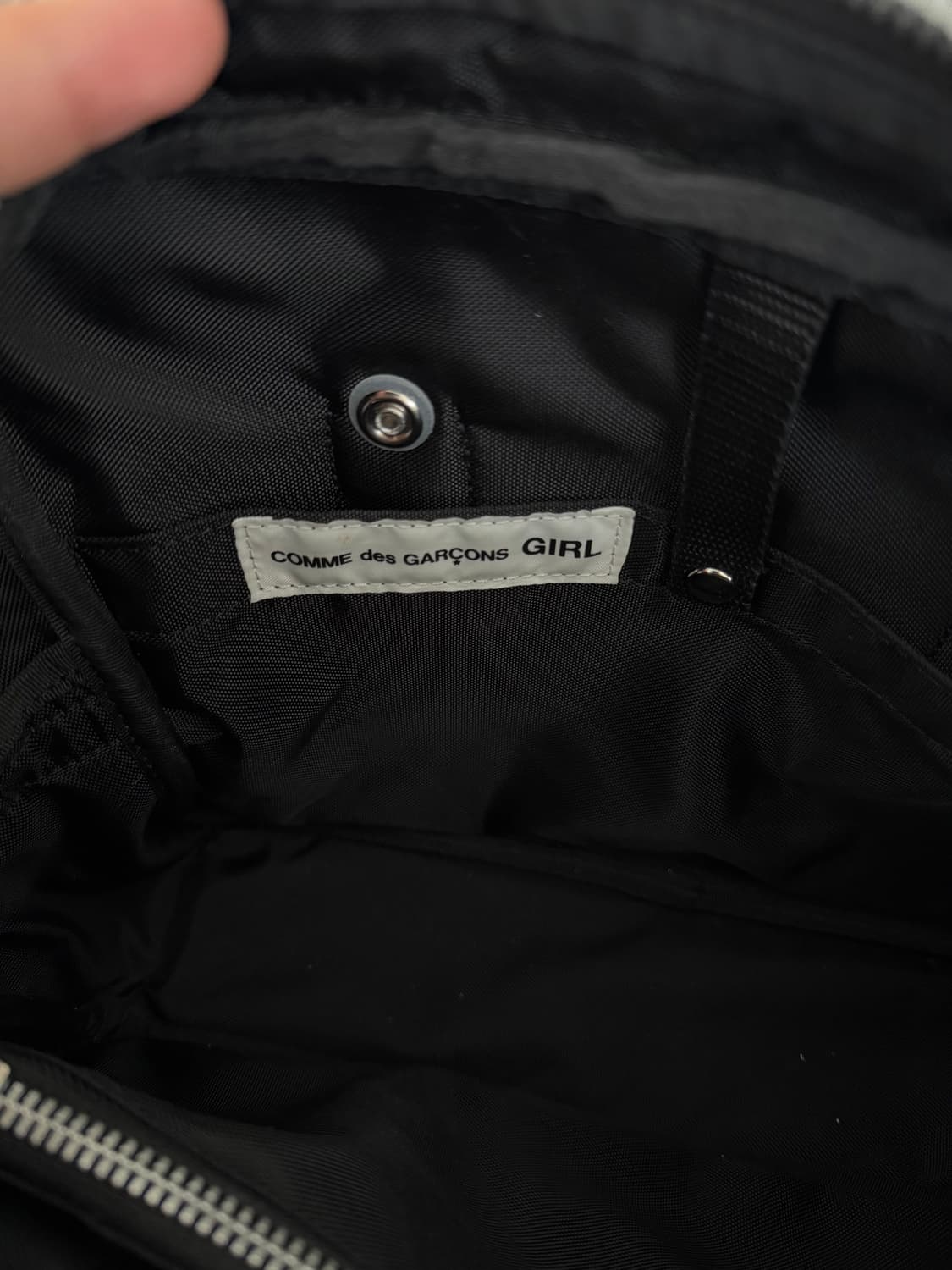 꼼데가르송 걸 페인트 백 블랙 상품이미지3