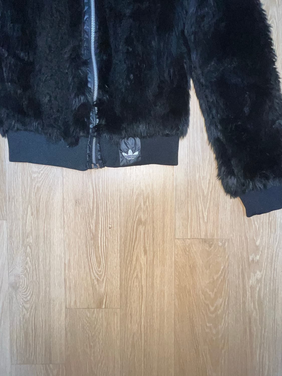 🖤 아디다스 퍼 자켓 (8.5) 🖤 상품이미지3