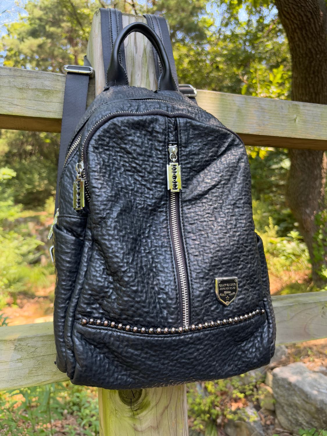 “Unknown” Black wrinkled&studded bag 상품이미지3