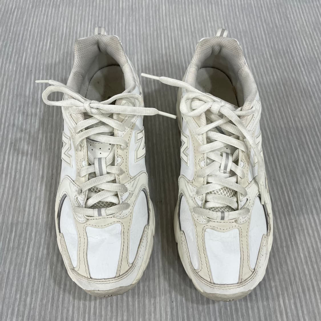 588) 뉴발란스 530 화이트 운동화 240mm 상품이미지2