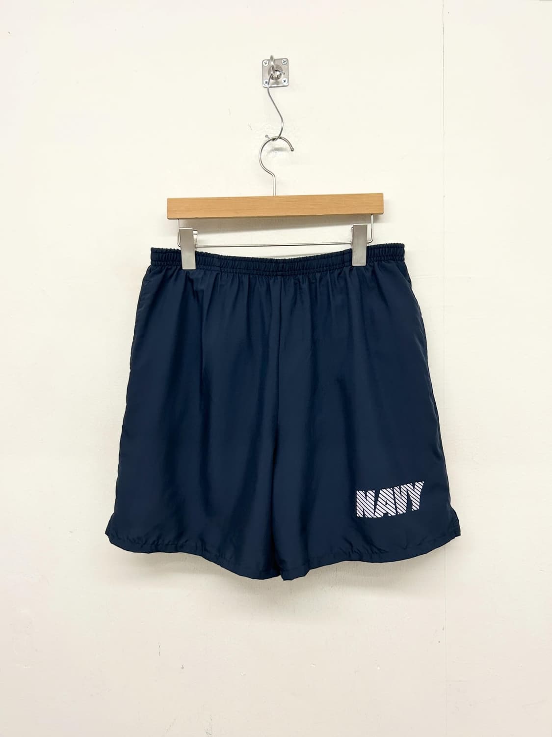 뉴발란스 US NAVY 반바지 상품이미지1
