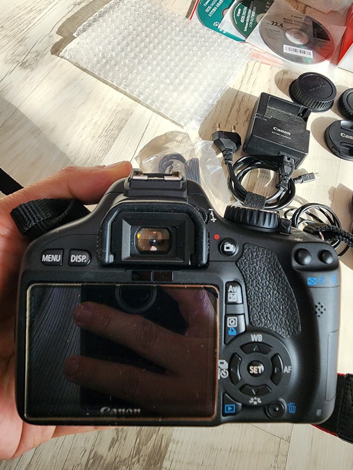 캐논 EOS 550D DSLR 크롭 바디+18-55mm 번들렌즈셋 팜. 상품이미지6