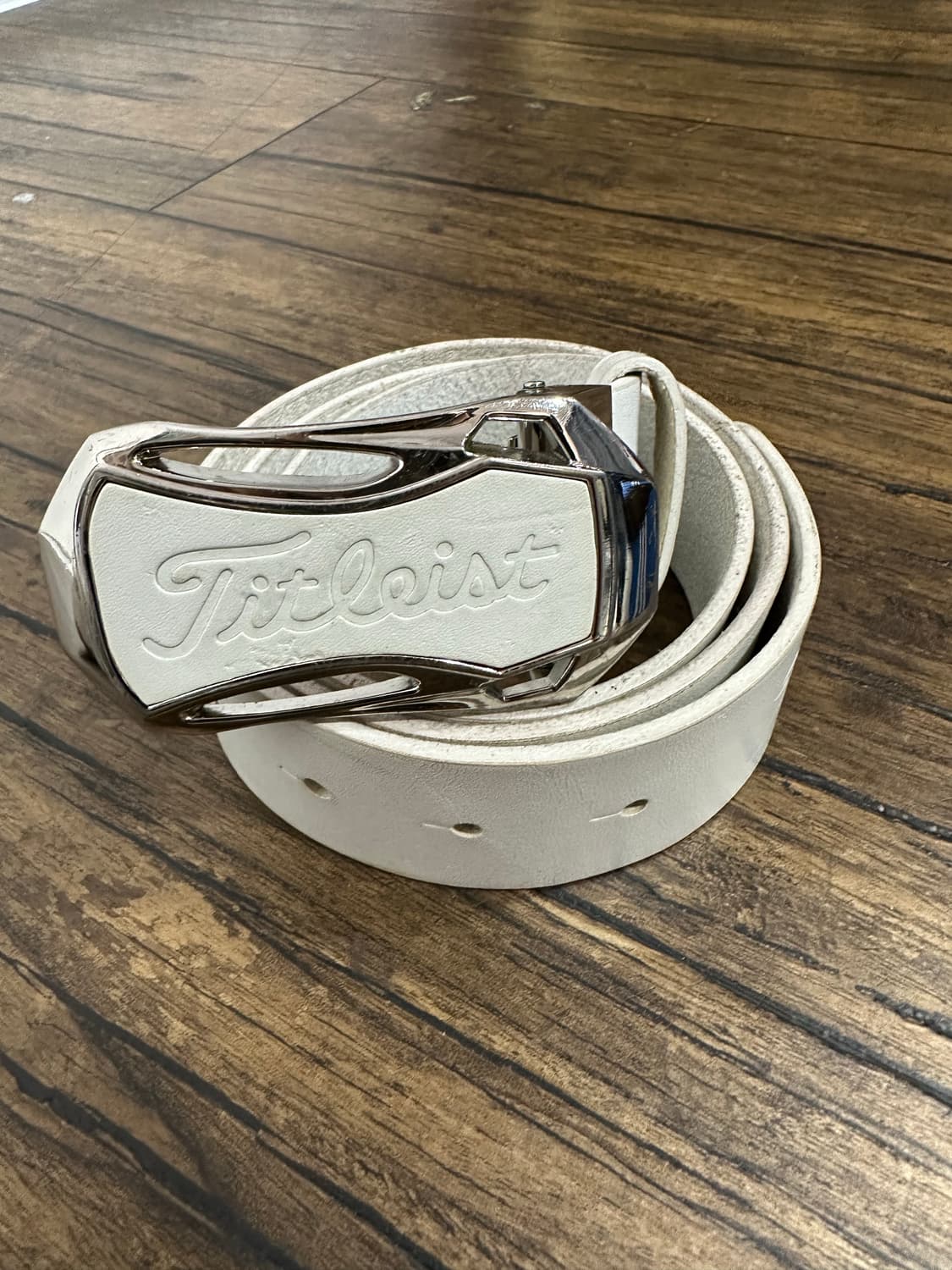 타이틀리스트(Titleist) 화이트 가죽 골프 벨트 상품이미지1