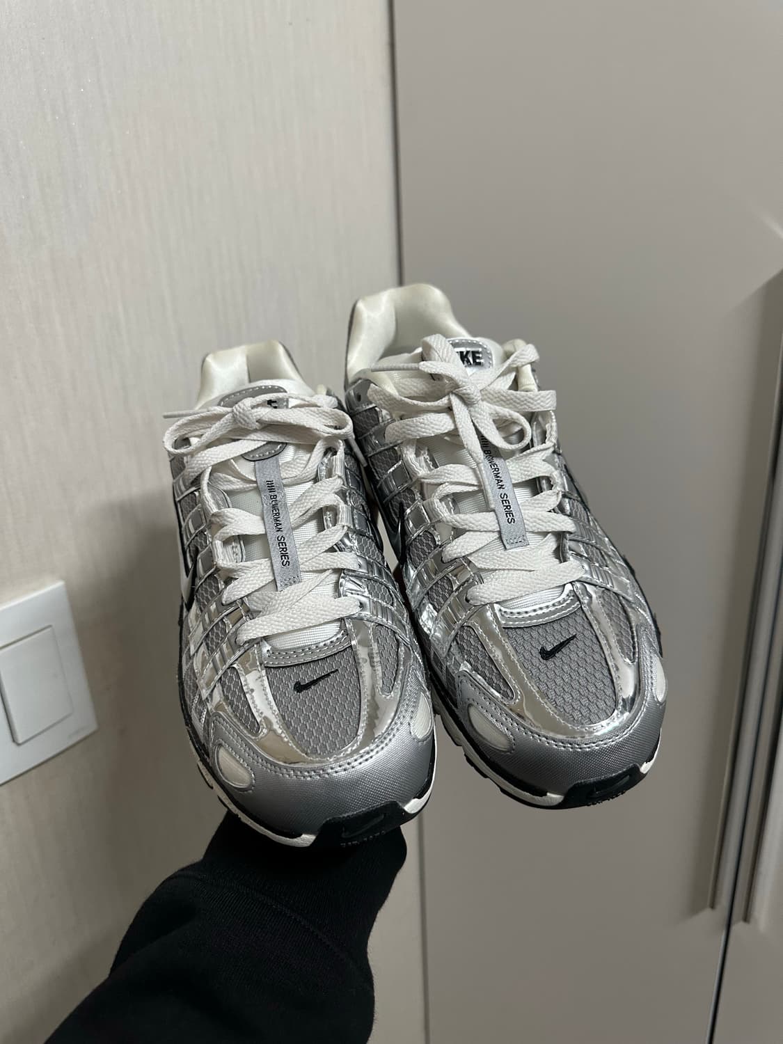 나이키 P-6000 실버 260mm 상품이미지3