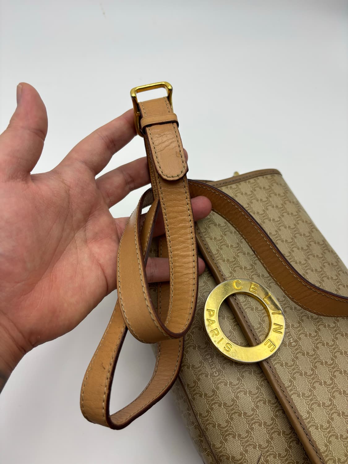 셀린느 마카담 링 크로스백 상품이미지7