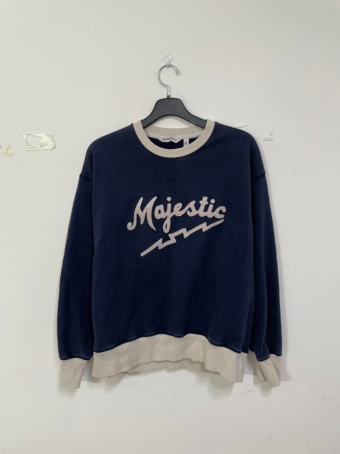 유니폼브릿지 네이비 맨투맨 상품이미지2