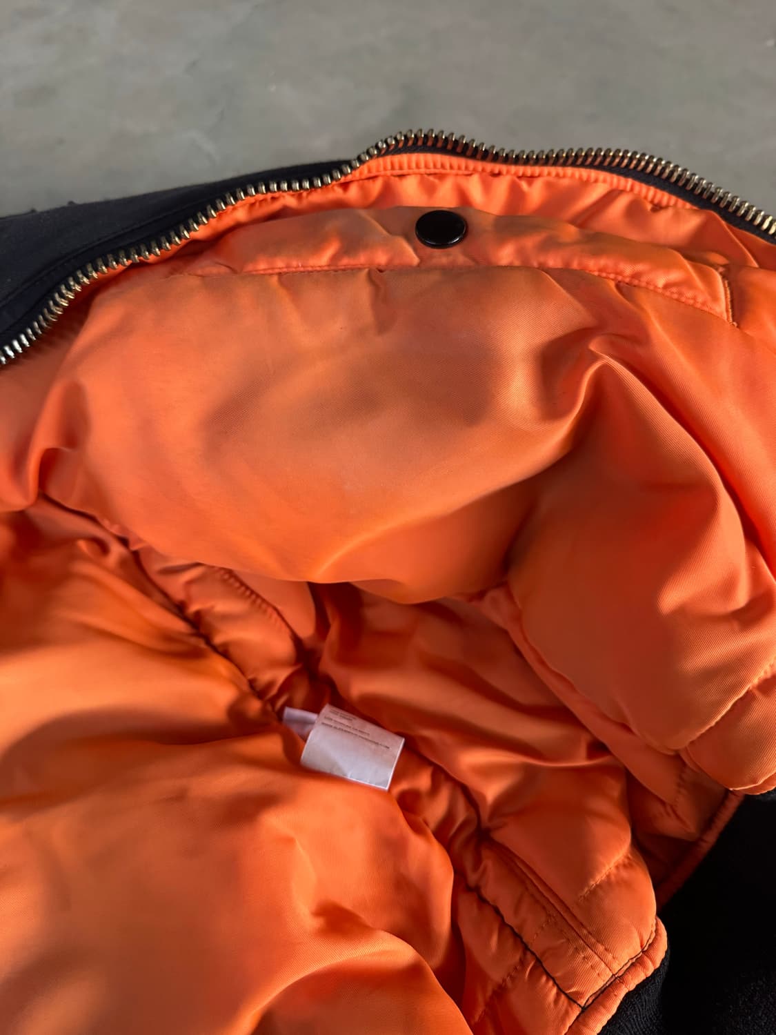 알렉산더 디제노바 디스트레스드 봄버 2 상품이미지5