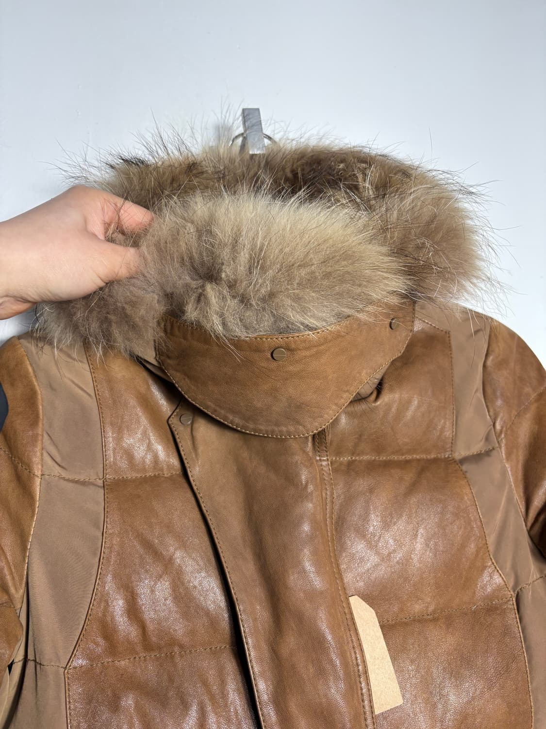 Vov 보브 퍼 카라 가죽 디테일 패딩 상품이미지4