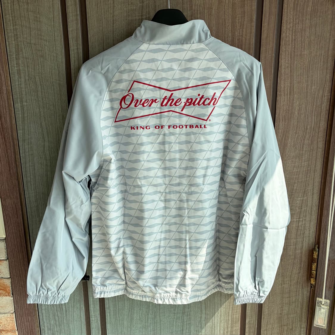 새상품(M) 오버더피치x버드와이저 월드컵 트랙자켓 그레이 상품이미지2