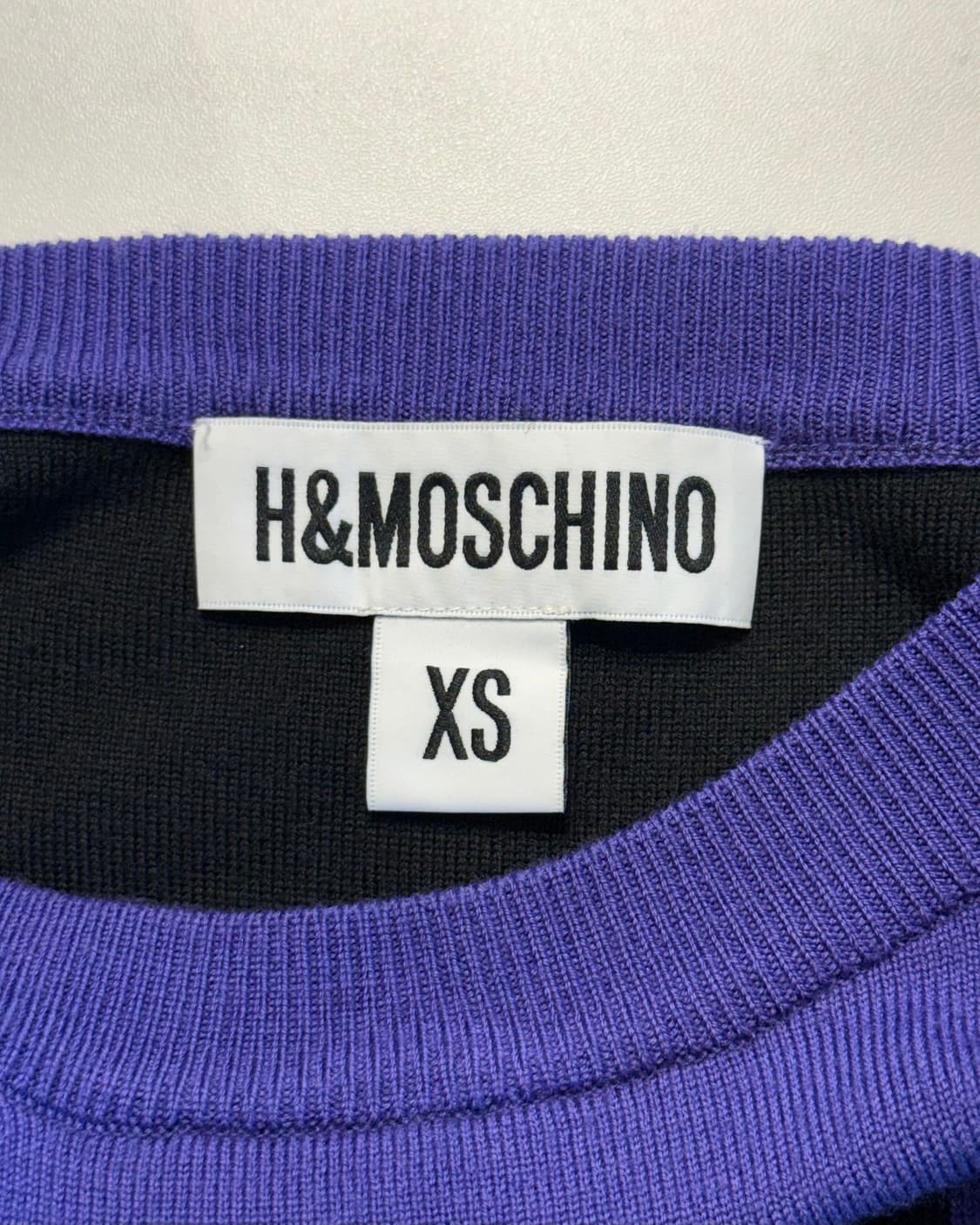모스키노 x h&m 18s 퍼플 구피 니트  상품이미지7