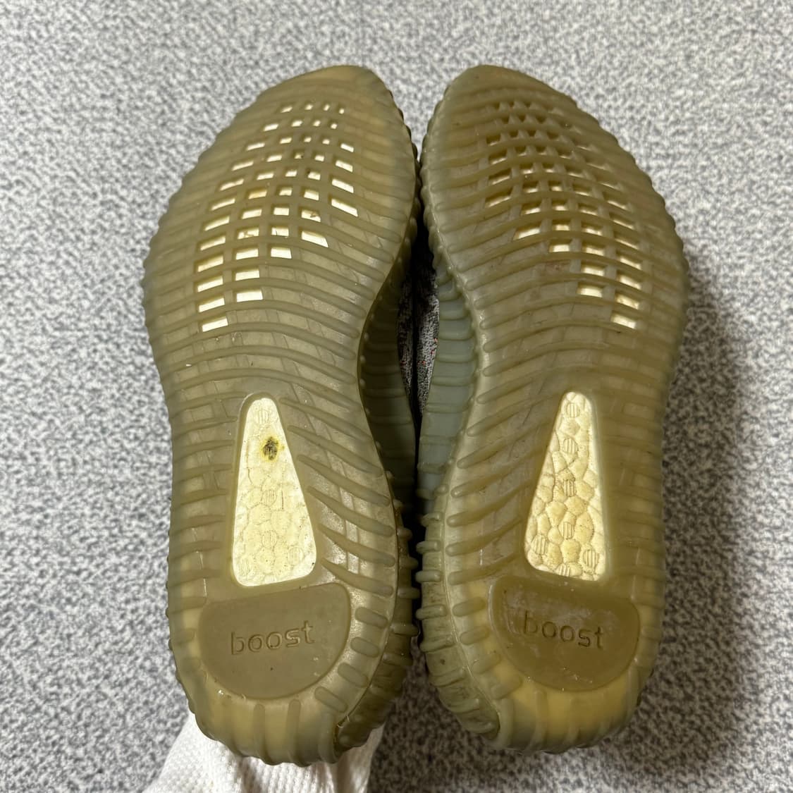 [정가 50만원] 아디다스 이지부스트 350 벨루가 265 상품이미지8