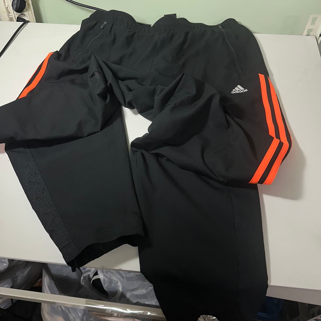 L-XL 아디다스 블랙 CLIMACOOL 폴리 트레이닝 바막팬츠 상품이미지4