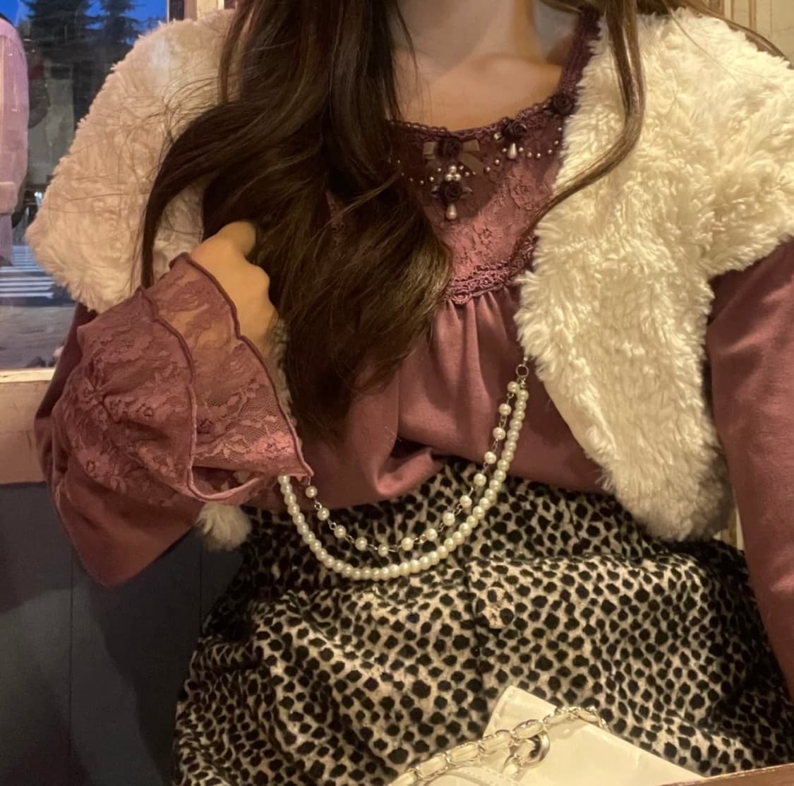 엑시즈팜 레이스 긴팔 티셔츠 상품이미지1