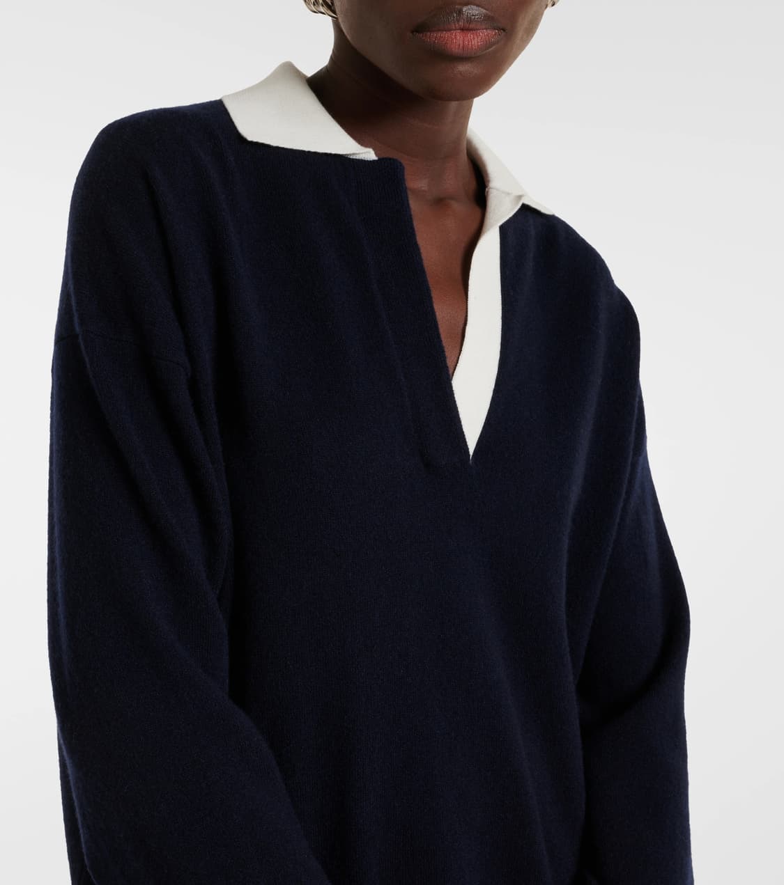 (정품)빈스 VINCE 네이비 여성 폴로니트 상품이미지1