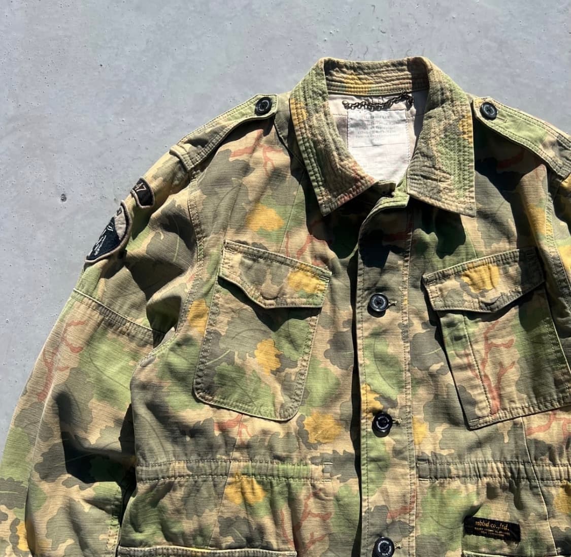 네이버후드 리프 카모 퍼티그 자켓 상품이미지3